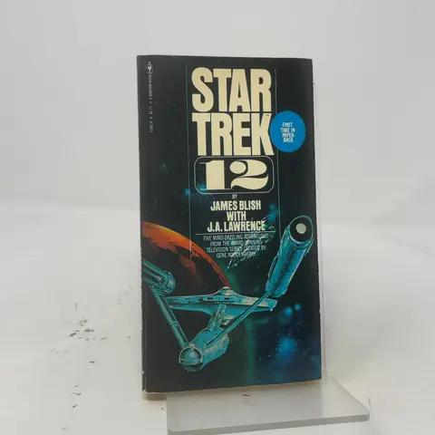 Cover of Star Trek 12