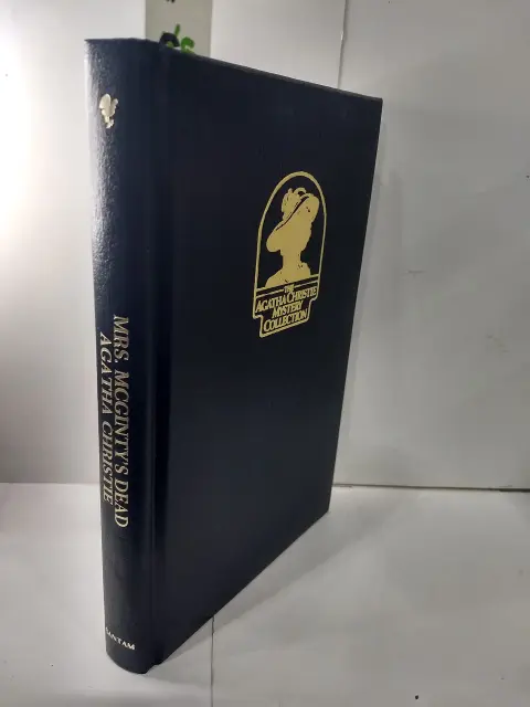 Cover of Mrs McGinty's Dead