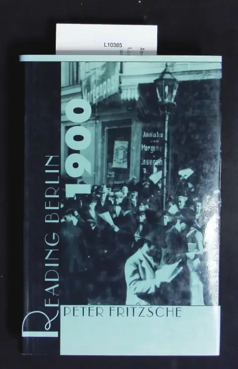 Cover of Reading Berlin 1900