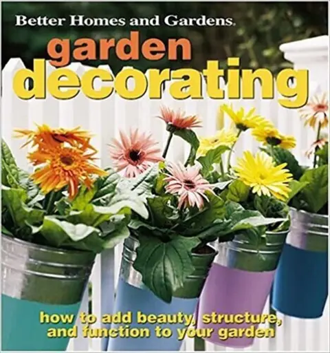 Cover of Garden Decorating
