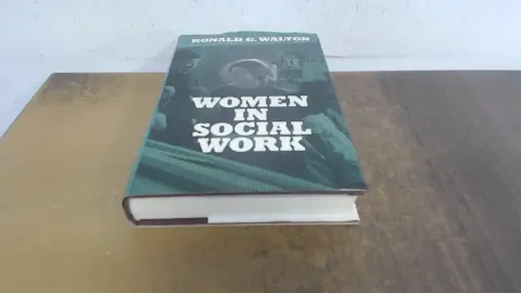 Cover of Women in Social Work
