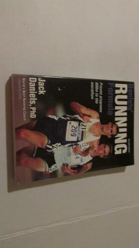 Cover of Daniels' Running Formula