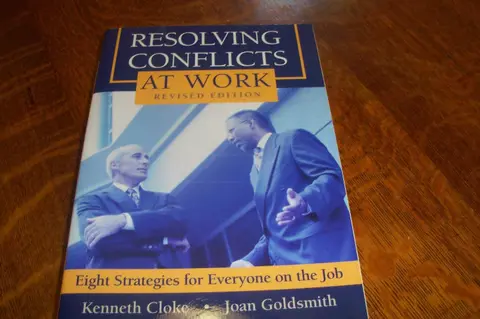 Cover of Resolving Conflicts at Work