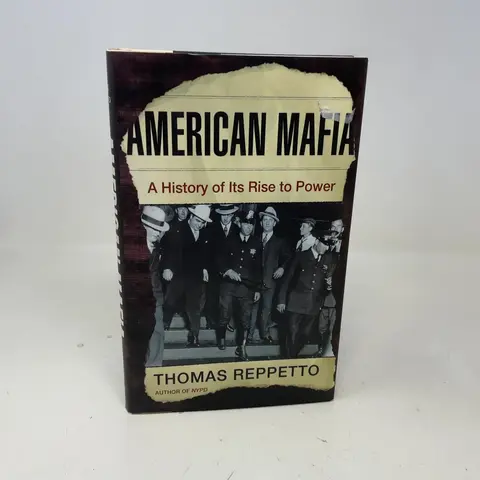 Cover of American Mafia