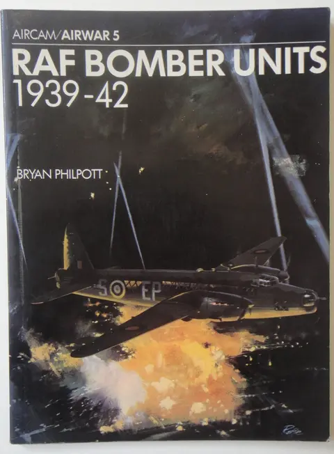 Cover of RAF Bomber Units 1939–42