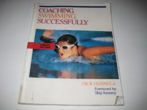 Cover of Coaching Swimming Successfully