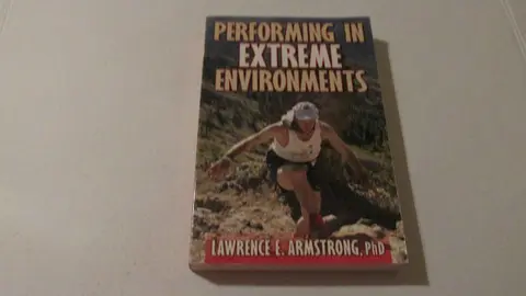 Cover of Performing in Extreme Environments