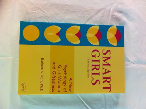 Cover of Smart Girls