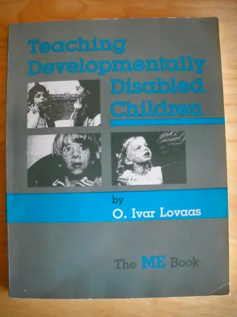 Cover of Teaching Developmentally Disabled Children