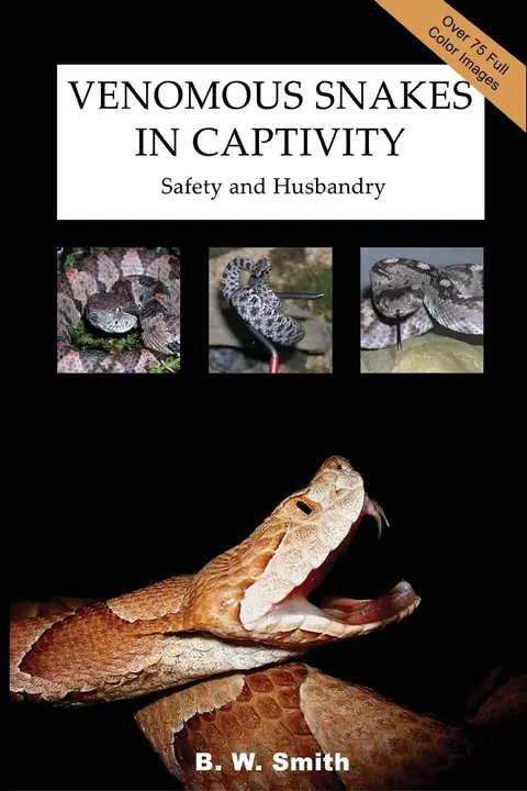 Cover of Venomous Snakes in Captivity