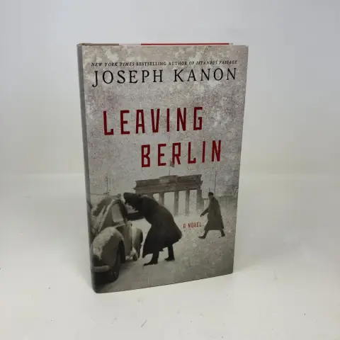 Cover of Leaving Berlin