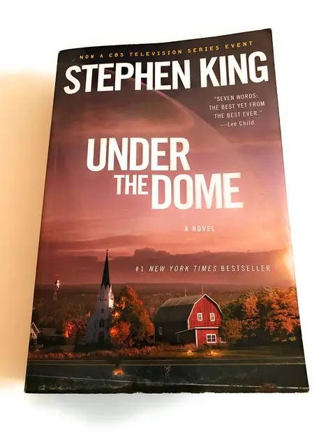 Cover of Under the Dome