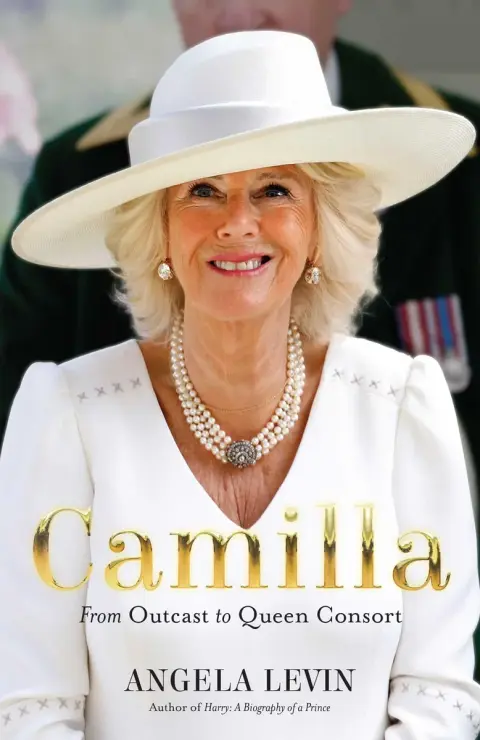 Cover of Camilla