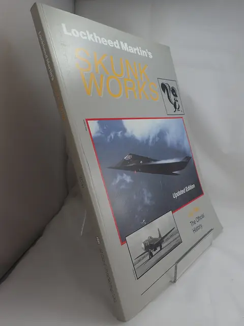 Cover of Lockheeds Skunk Works ( Revised Ed )