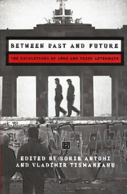 Cover of Between Past and Future